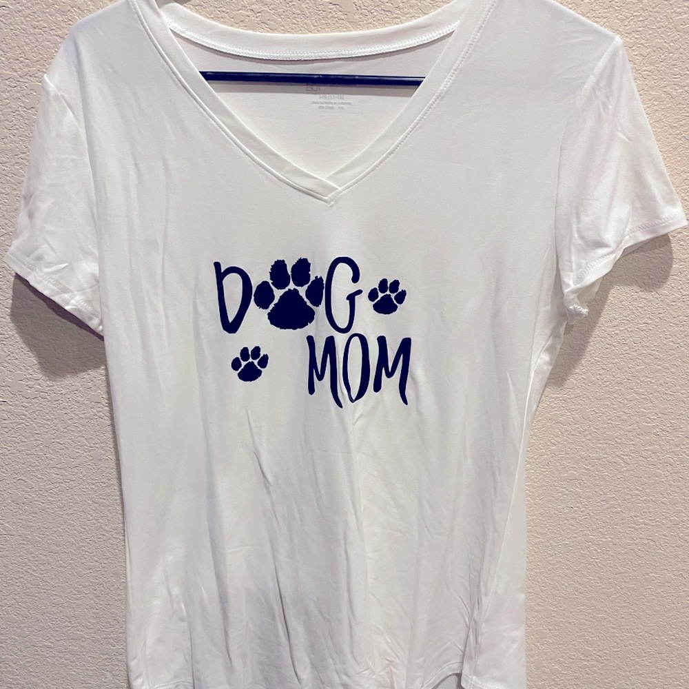 Dog mom shirts nwot